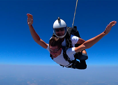 saut en parachute à Avignon Pujaut